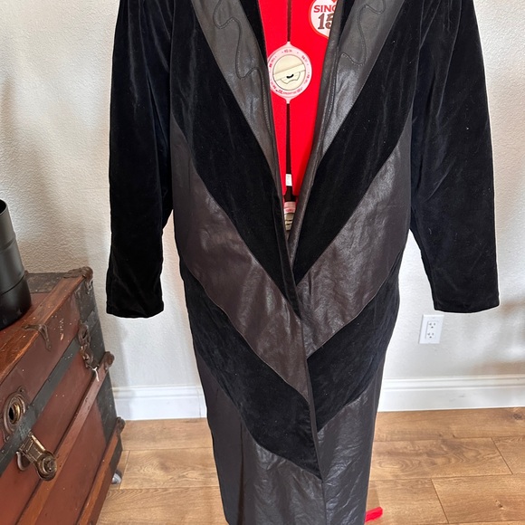 Medium City Girl black suede no size. I’m a size small and am modeling it. - Picture 5 of 5